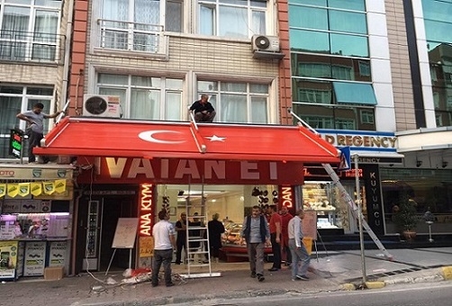 türk bayralı pergola tente